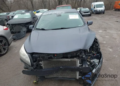 2014 Chevrolet Malibu 2Lt из США, поврежденный, VIN 1G11E5SL2EF110362